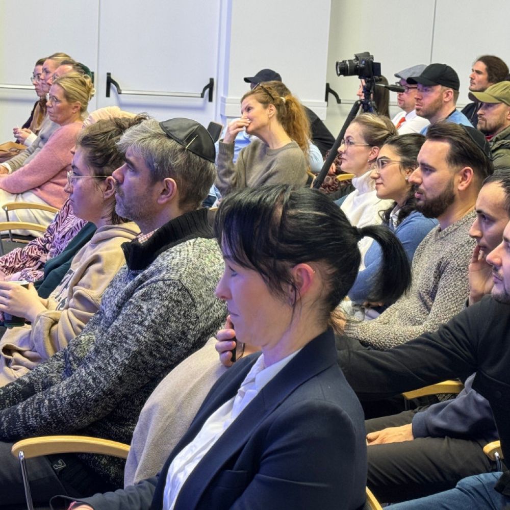 abend-mit- Loay El-Sharif-081125-2.jpg